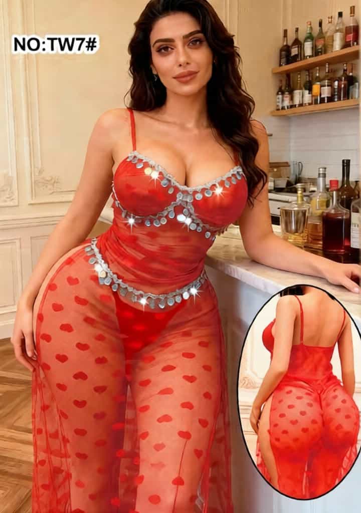 قميص نوم أحمر طويل منقط